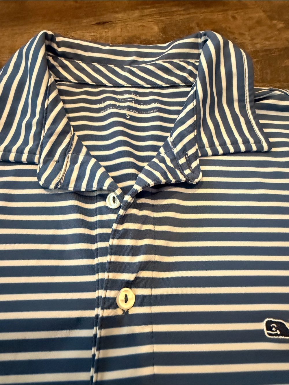 Vineyard Vines Performance Polo Shirt Men’s Small Blue White Striped Whale Logo - Picture 3 of 4